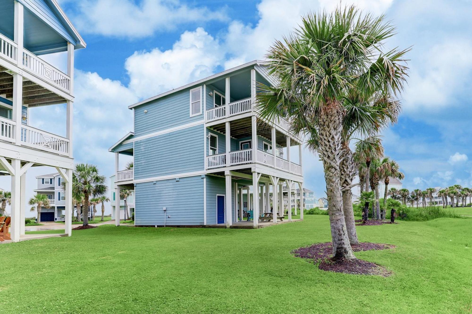 Ferienhaus Cozy With Amenities, Oceanbay, Views And 3 Decks! Galveston
