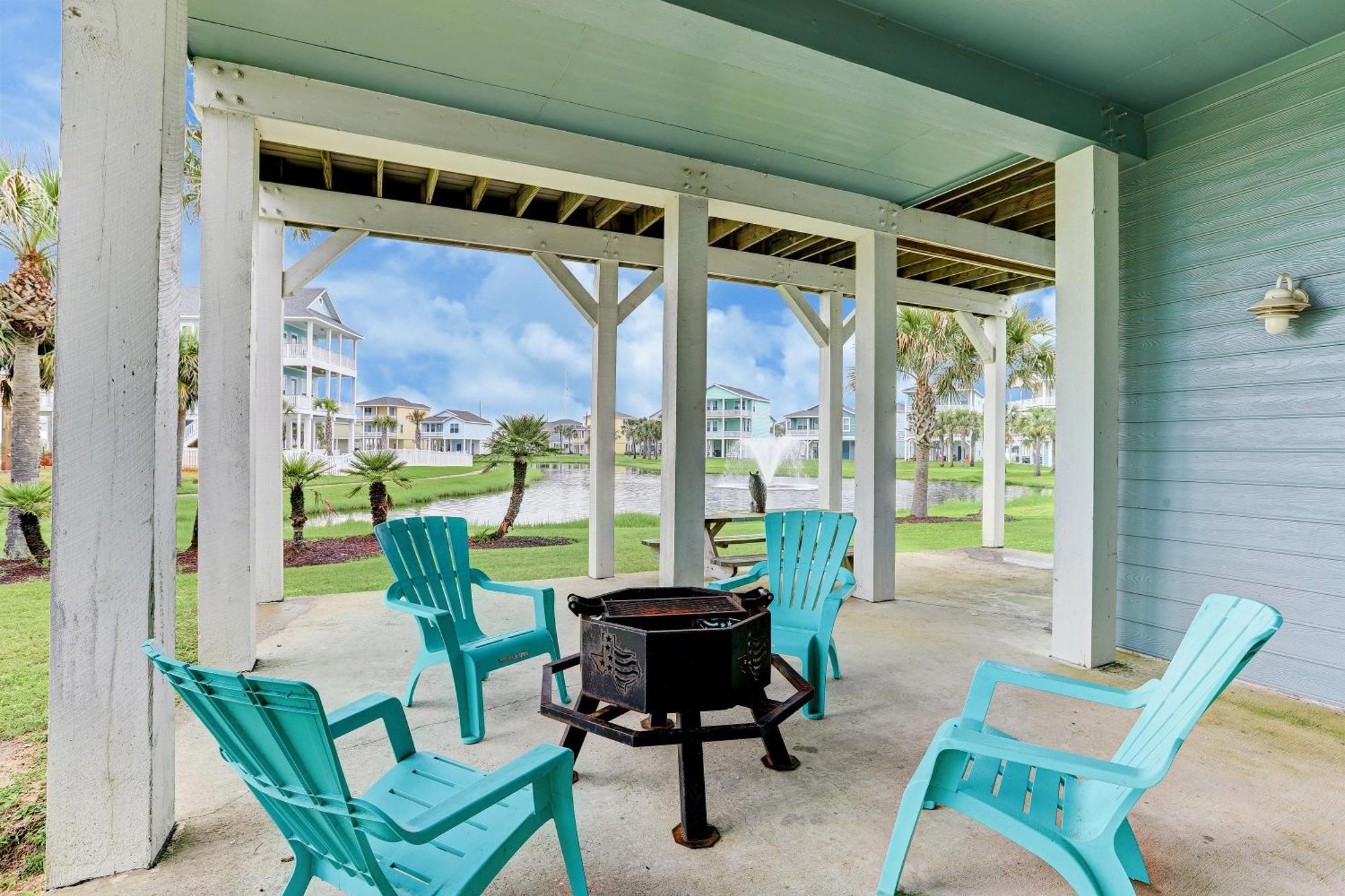 Cozy With Hot Tub, Amenities, Oceanbay, Views And 3 Decks!