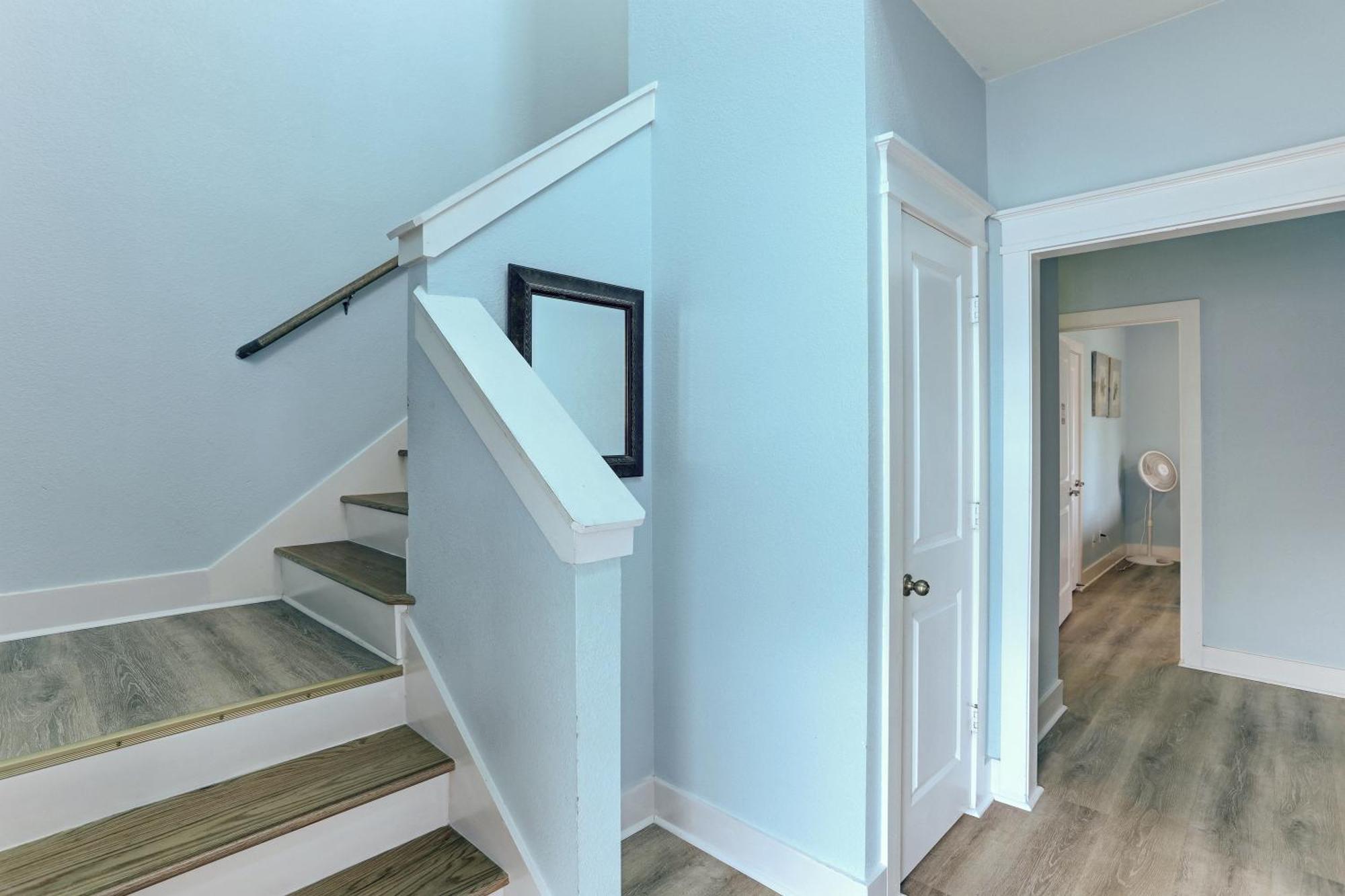 Cozy With Hot Tub, Amenities, Oceanbay, Views And 3 Decks! Holiday home