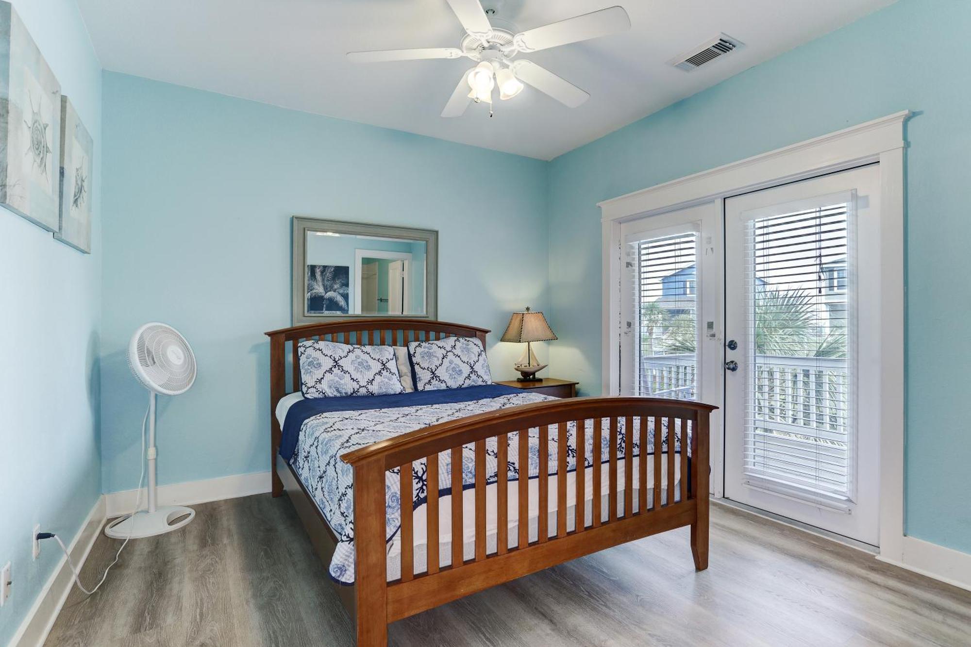 Cozy With Amenities, Oceanbay, Views And 3 Decks!