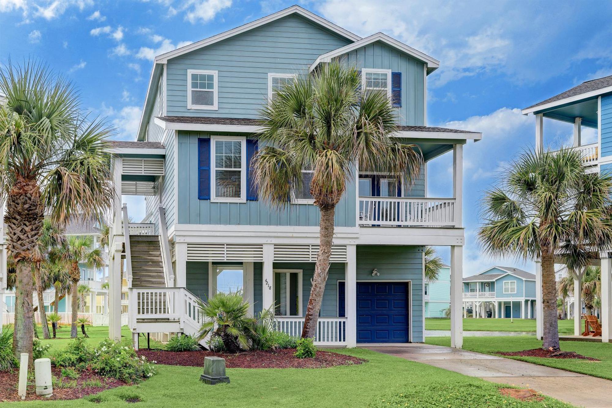 Cozy With Amenities, Oceanbay, Views And 3 Decks!